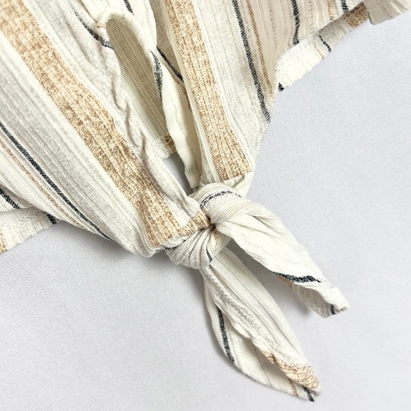 CURE |🍨Cream Beige Striped Buttons Trim Tied-Front Textured Buttons Trim Blouse - Picture 4 of 9